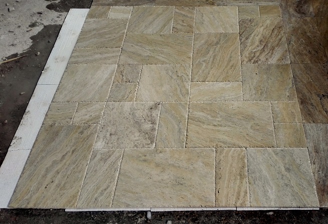 French Pattern x Philadelphia Veincut Brushed&Chiseled Travertine